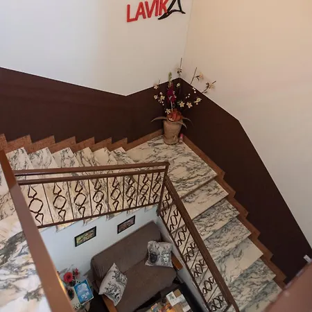 Lavika 3*