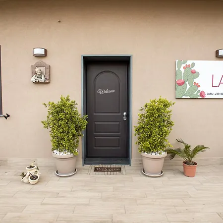 Bed & Breakfast Lavika 3*