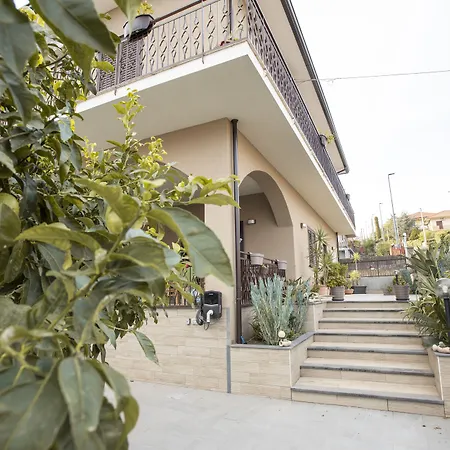 Bed & Breakfast Lavika 3*